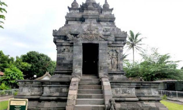 candi pawon