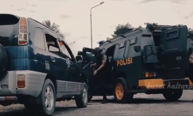 Perbedaan Brimob Dan Polisi