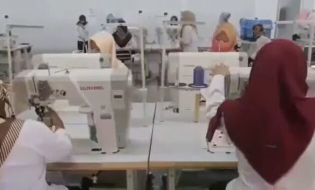 Berapa Gaji Karyawan Pt Shoetown Ligung Indonesia? 2 Gaji Pt Shoetown Ligung Indonesia 2