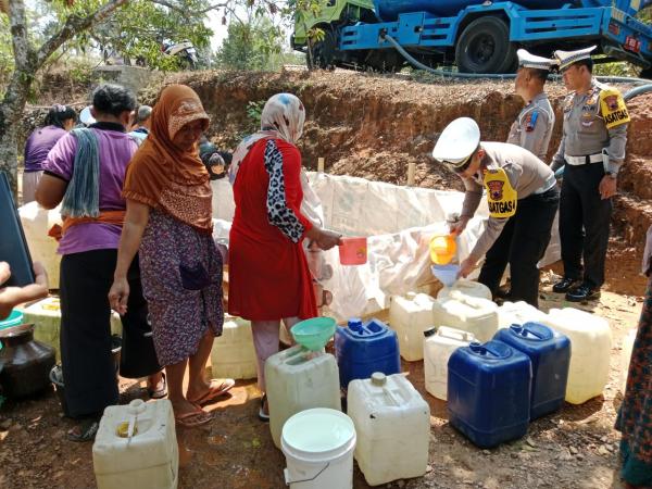 Krisis Air Bersih Di Banjarnegara